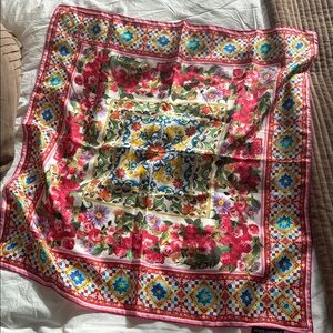 Dolce Gabbana Silk Floral Patterned Scarf Majolica-print silk (70x70)